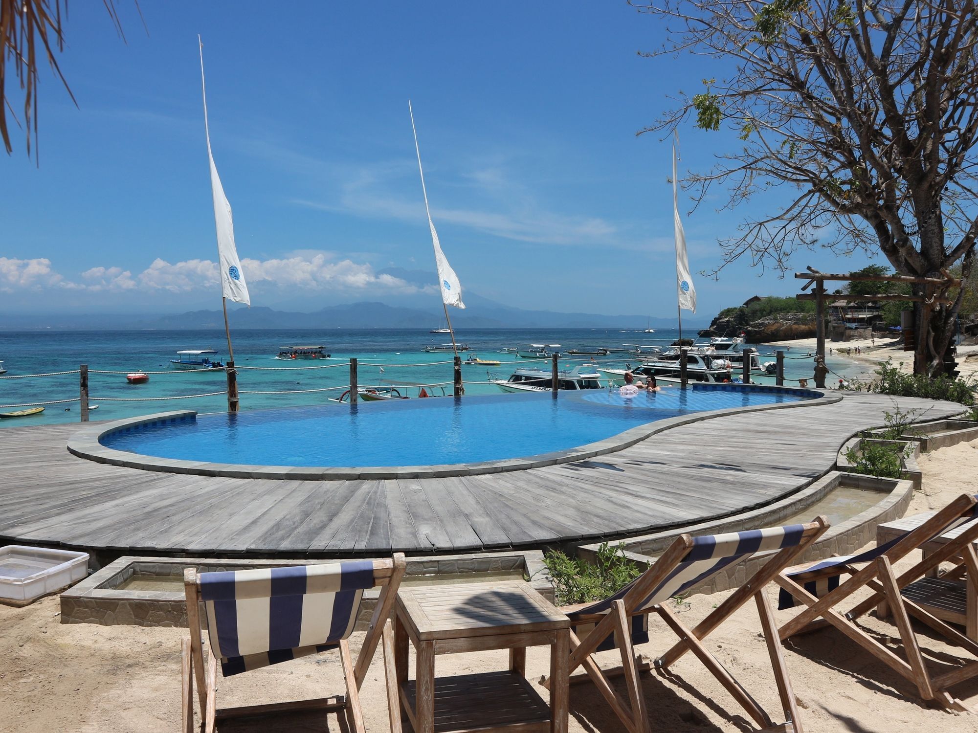 Le Nusa Beach Club Нуса-Лембонган Экстерьер фото
